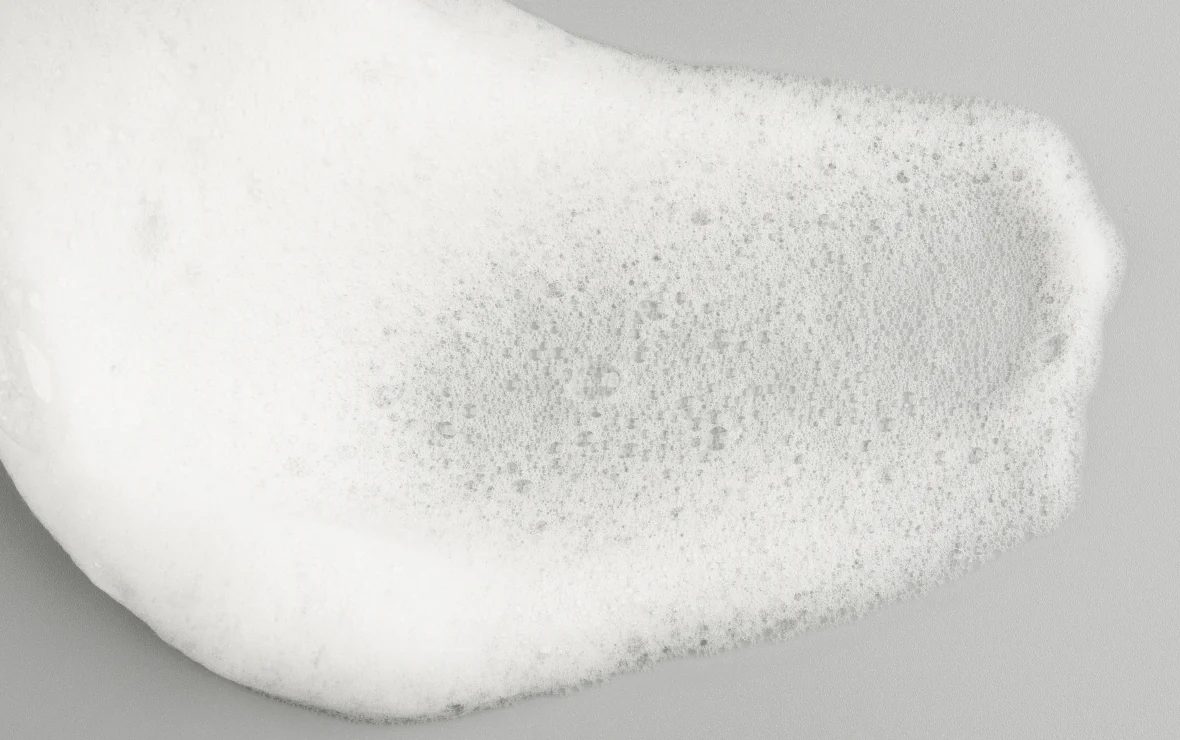 AHA BHA Cleanser 220ml - Image 2