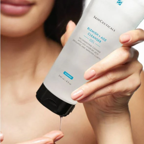 Blemish and Age Cleansing Gel 240ml - Image 2