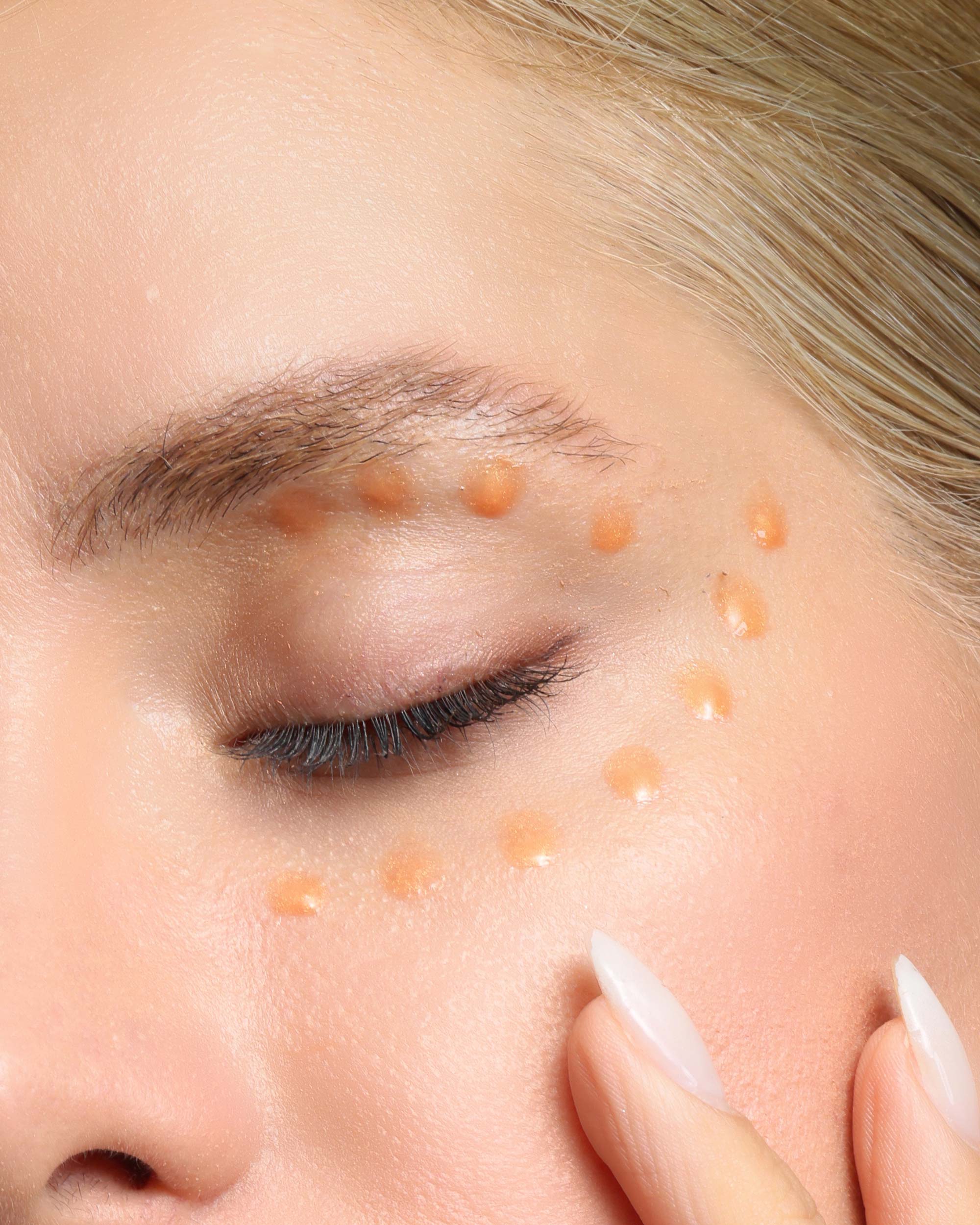 Eye Contour Lifting Cream 15g - Image 3